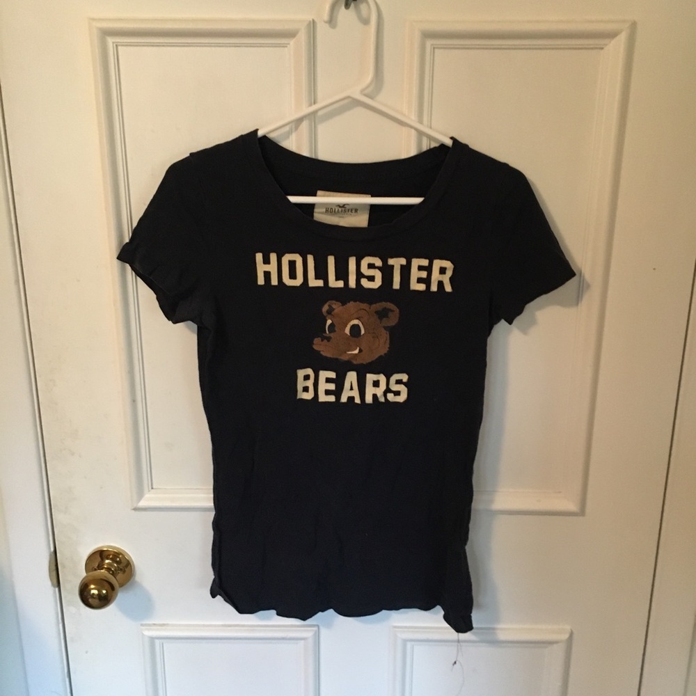 Cute Hollister Tee